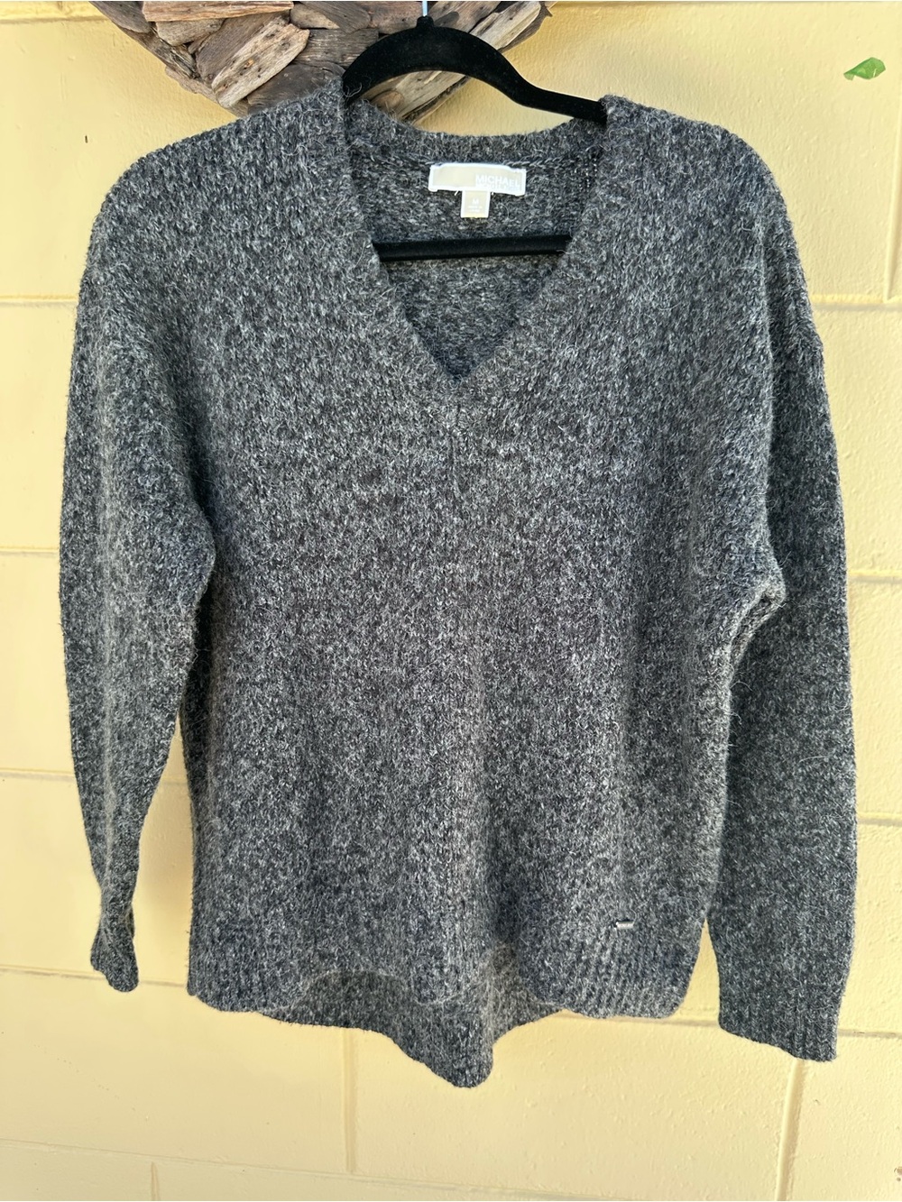 Michael Kors Women’s Heather Gray V-Neck Sweater, like new